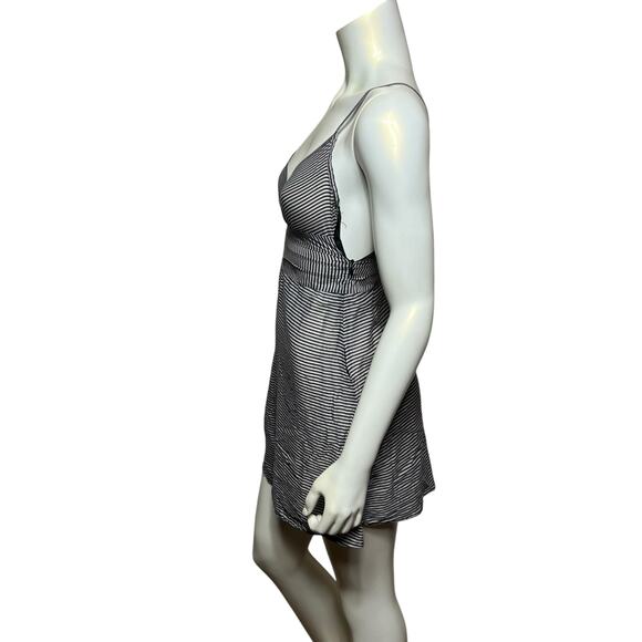 Sparkle & Fade Urban Outfitters Black White Striped Dress Spaghetti Strap Size S - Picture 4 of 13